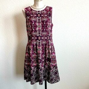 Vince Camuto Size 12 Sleeveless Dress